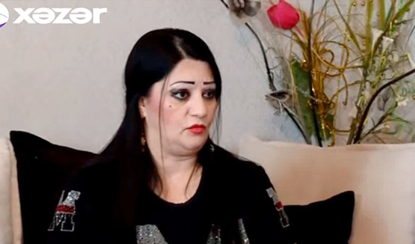 Bakıda qadını hipnoz edib 5 min manat pulunu əlindən aldılar - VİDEO Bakıda qadını hipnoz edib 5 min manat pulunu əlindən aldılar - VİDEO
