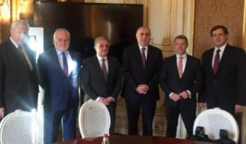 Azerbaijani and Armenian FMs meeting in Paris Azerbaijani and Armenian FMs meeting in Paris