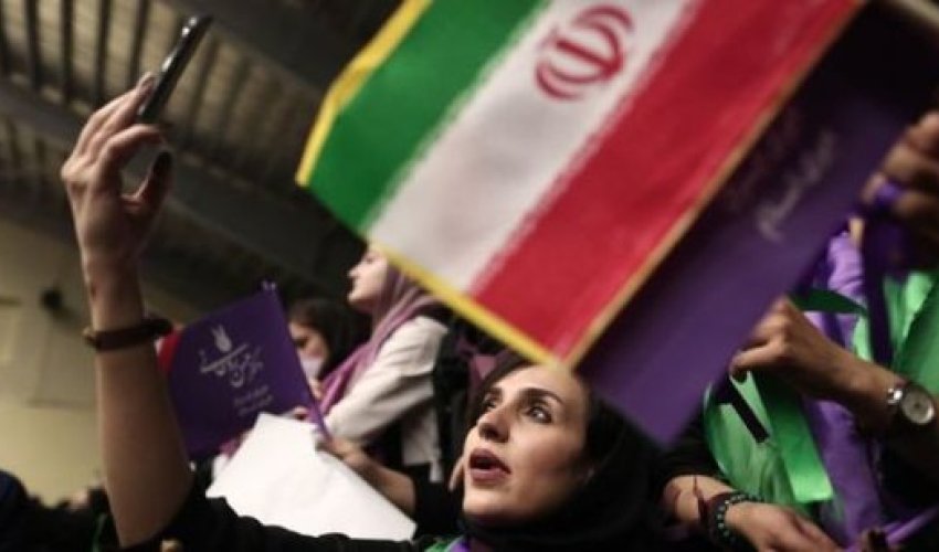 İran qadınları İnstagrama görə üsyan etdi - 