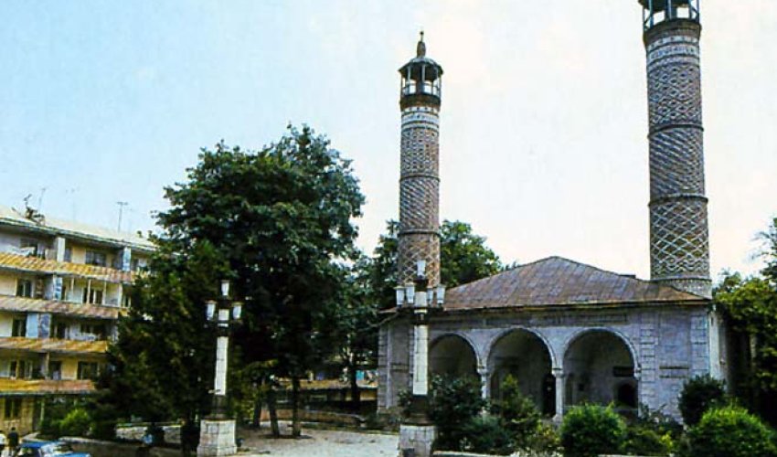 Azerbaijani hostage transferred from Shusha to Armenia 