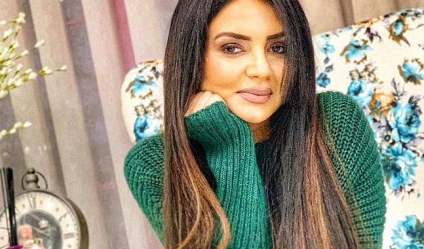 Məşhur azərbaycanlı aparıcı qəzaya düşdü - FOTO