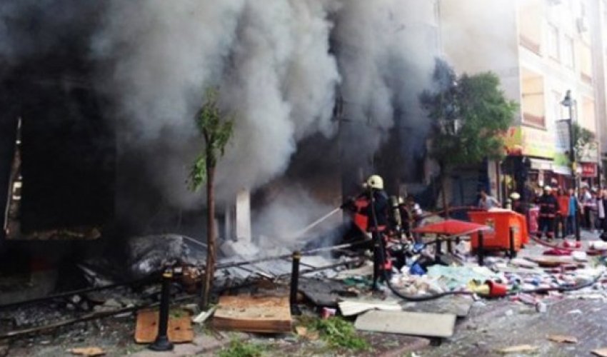 Bakıda evdə odun sobası partladı, bir ailənin 4 üzvü yandı, 1 yaşlı uşaq öldü