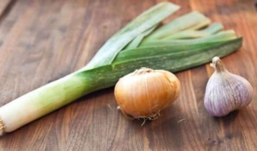 Xərçəngin qarşısını alan qidalar açıqlandı Xərçəngin qarşısını alan qidalar açıqlandı