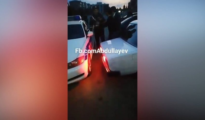 В Азербайджане автохулиган наехал на автомобиль дорожной полиции - ВИДЕО