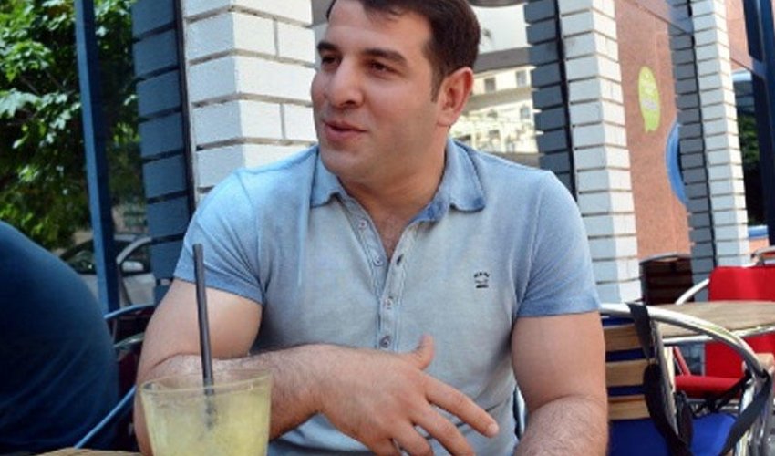 Avtomobili qəzaya uğrayan Elnur Məmmədli danışdı Avtomobili qəzaya uğrayan Elnur Məmmədli danışdı