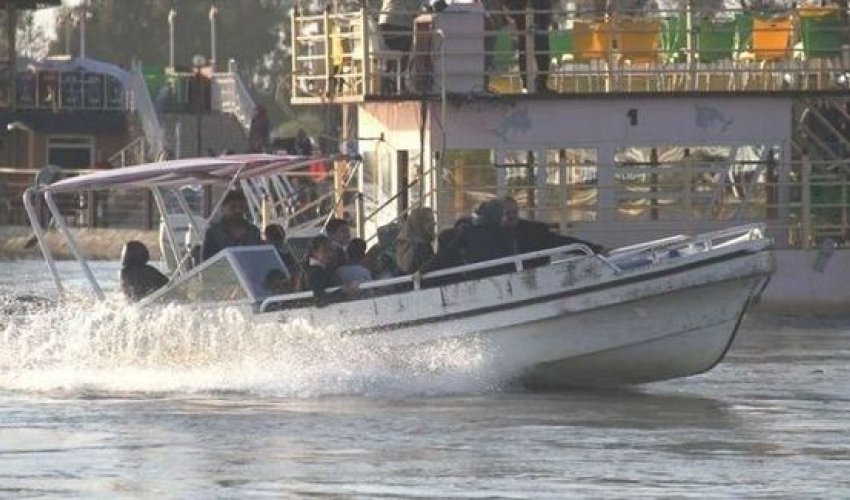 Момент крушения парома в Ираке попал на видео