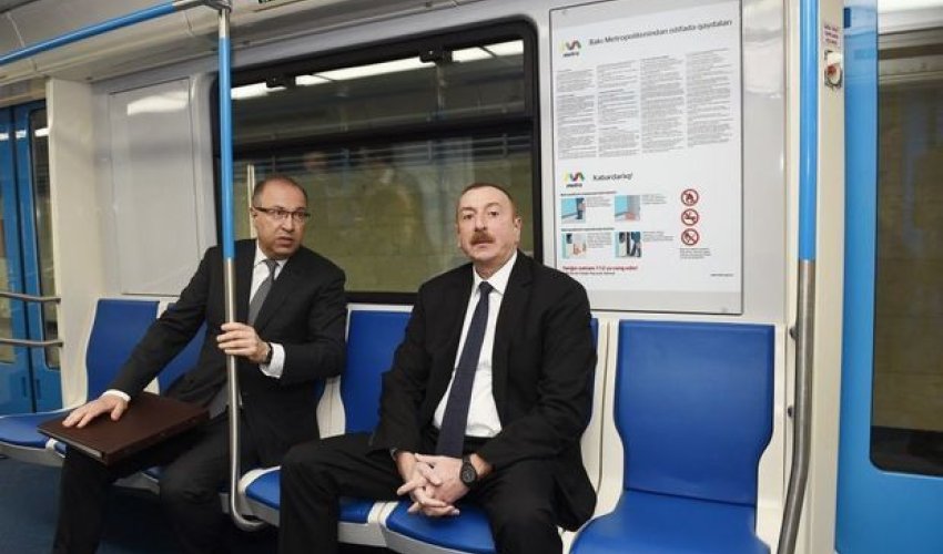 Ильхам Алиев на станции метро «Бакмиль»