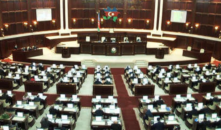 Azerbaijani parliament to mull additions to tax, criminal codes, insurance law