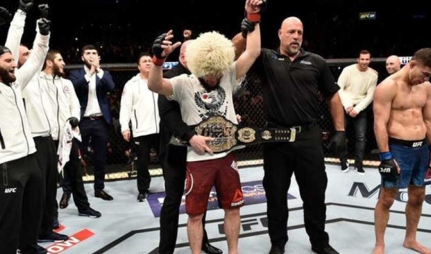 Нурмагомедов отметил годовщину победы в UFC