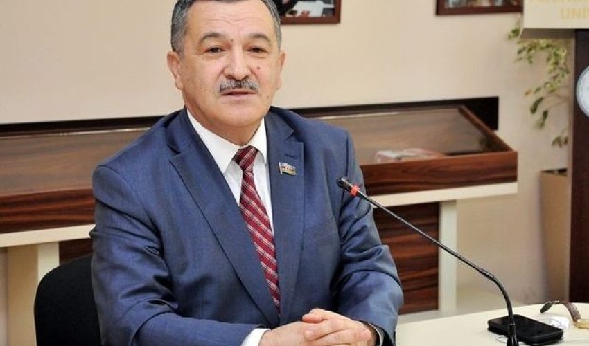 Aydın Mirzəzadə Tonayanın ziddiyyətli bəyanatlarını şərh etdi Aydın Mirzəzadə Tonayanın ziddiyyətli bəyanatlarını şərh etdi