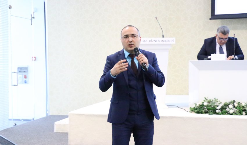 Səhiyyə İşçiləri Həmkarlar İttifaqı  “İcbari tibbi sığortanın tətbiqinə hazırlıq ili” mövzusunda tədbir keçirilib