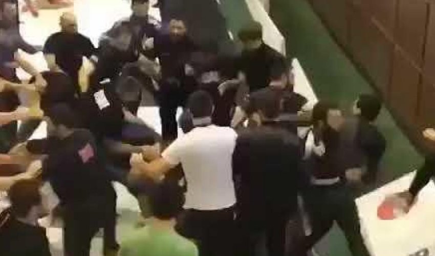 Массовая драка на чемпионате по джиу-джитсу - ВИДЕО