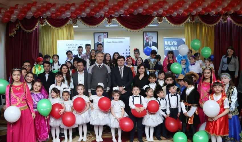 Bank Respublika 263 saylı məktəbdə maliyyə savadlılığına dair tədbir təşkil edib Bank Respublika 263 saylı məktəbdə maliyyə savadlılığına dair tədbir təşkil edib