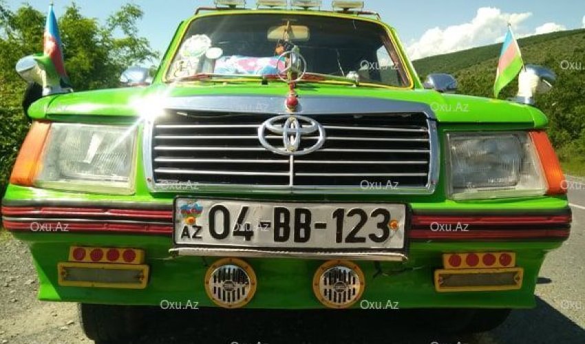 65 yaşlı sürücü qəribə avtomobili ilə Azərbaycanı gəzir - FOTOLAR