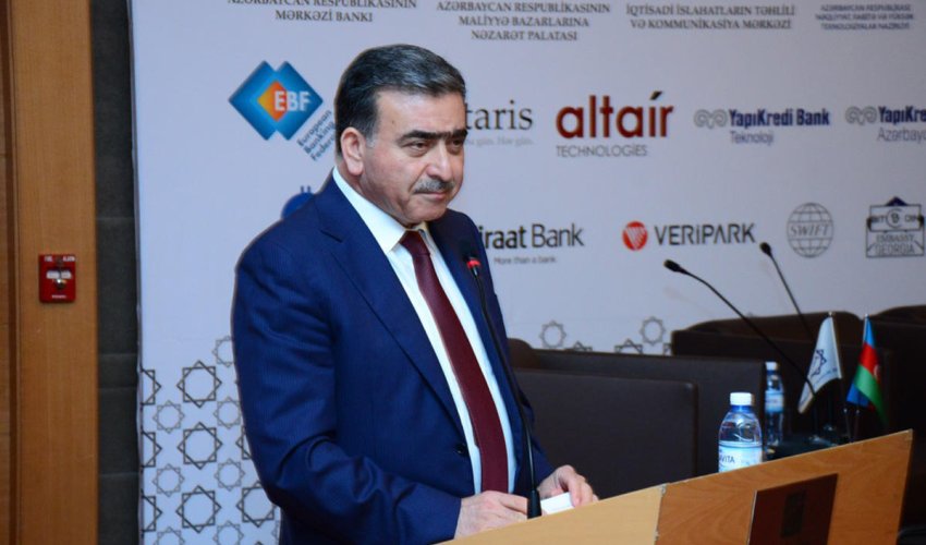 Mərkəzi Bank rəsmisi manatın məzənnəsi ilə bağlı proqnoz verdi Mərkəzi Bank rəsmisi manatın məzənnəsi ilə bağlı proqnoz verdi