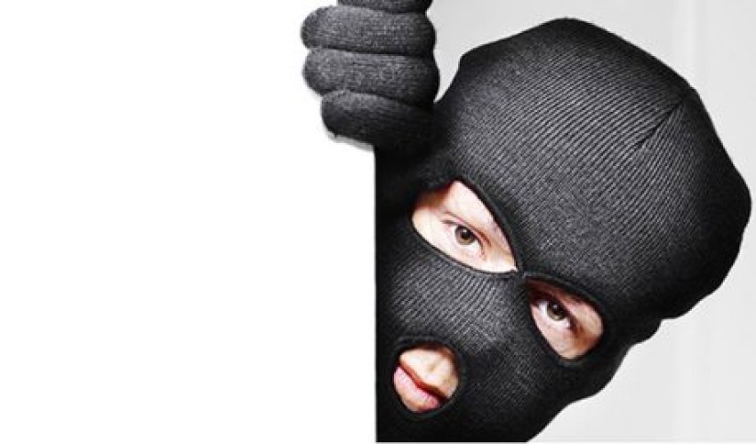 В Баку совершено разбойное нападение на частный дом В Баку совершено разбойное нападение на частный дом