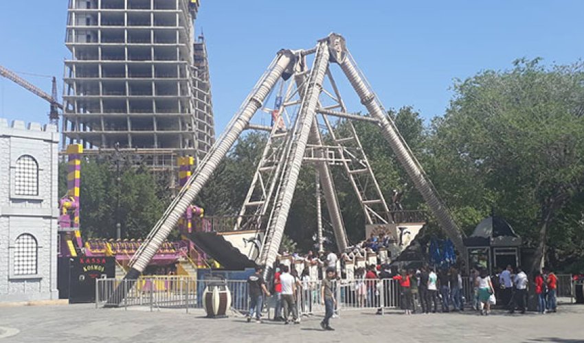 Milli Parka məzunları gözləyənlər məyus oldular – FOTO