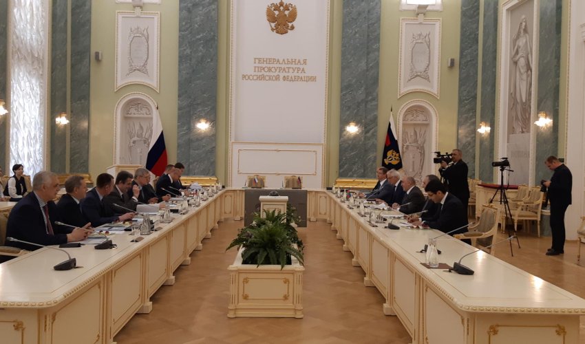 Azerbaijani, Russian prosecutor general’s offices sign co-op agreement (PHOTO)