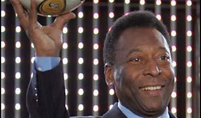 Brazil great Pele in new health scare