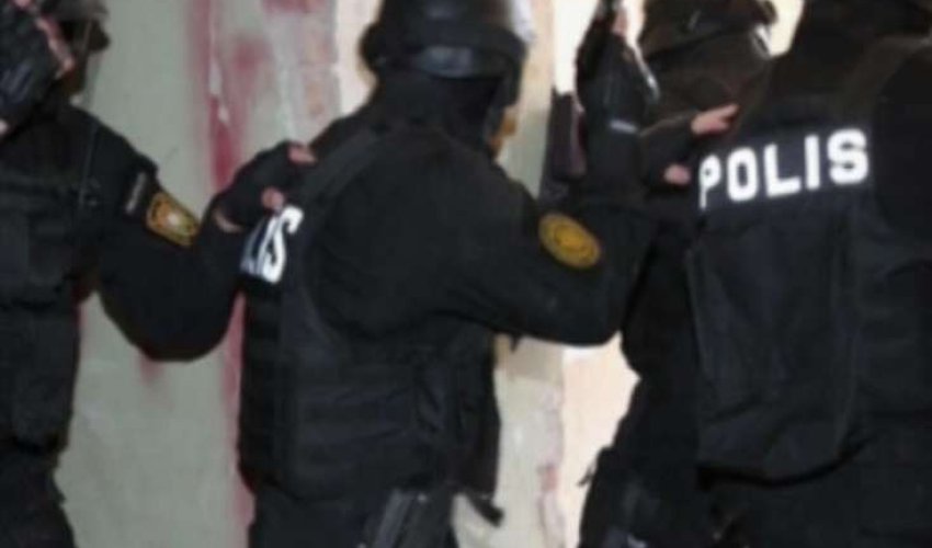 “Bandotdel”dən əməliyyat - Məhşur futbolçunun bibisi oğlu saxlanıldı -  FOTO