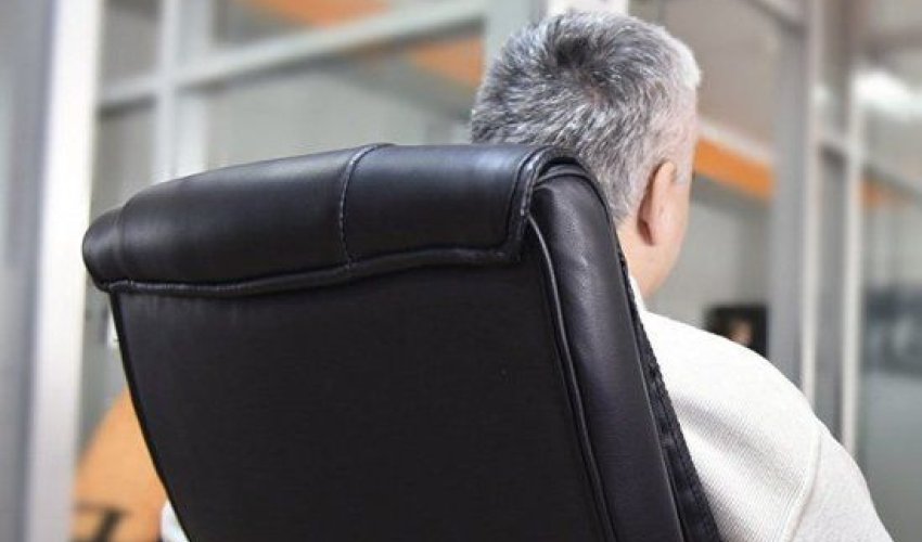 Azərbaycanda vəzifəli şəxs iş başında dünyasını dəyişdi Azərbaycanda vəzifəli şəxs iş başında dünyasını dəyişdi