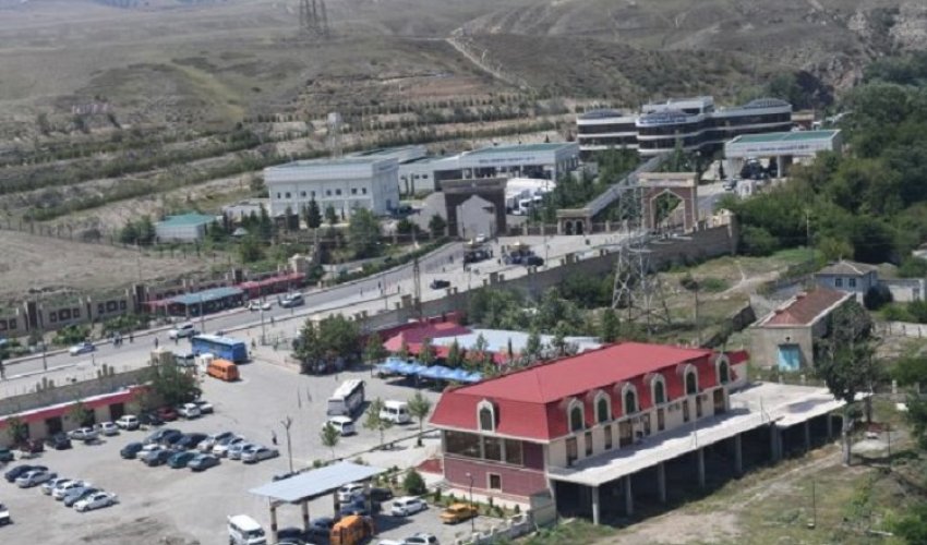 TƏCİLİ XƏBƏR: Azərbaycan-Gürcüstan sərhədində problem yaranıb TƏCİLİ XƏBƏR: Azərbaycan-Gürcüstan sərhədində problem yaranıb