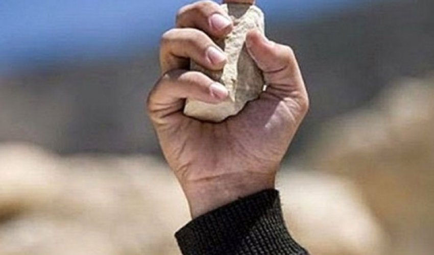 Gəzməyə getmişdi, daşla vurub öldürdülər - Xaçmazda qanlı olay
