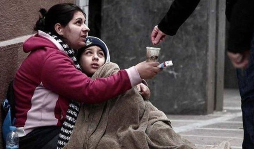 Bakı polisi: Dilənçilərin göz yaşı tökmələrinə inanmayın, nəzir verməyin Bakı polisi: Dilənçilərin göz yaşı tökmələrinə inanmayın, nəzir verməyin