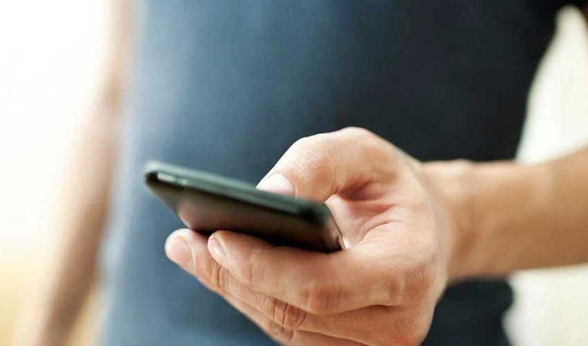 Telefonunuzu kimin izlədiyini bu sadə üsulla bilmək olar Telefonunuzu kimin izlədiyini bu sadə üsulla bilmək olar