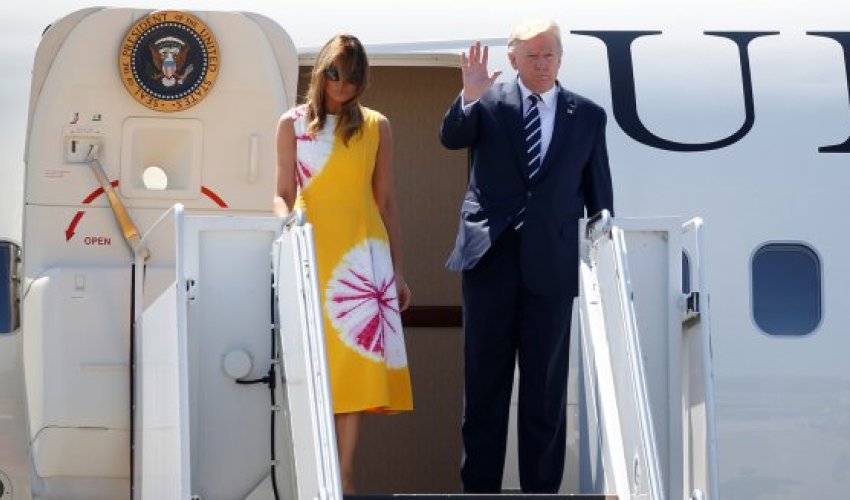 Трамп прилетел на G7 вместе с женой Трамп прилетел на G7 вместе с женой
