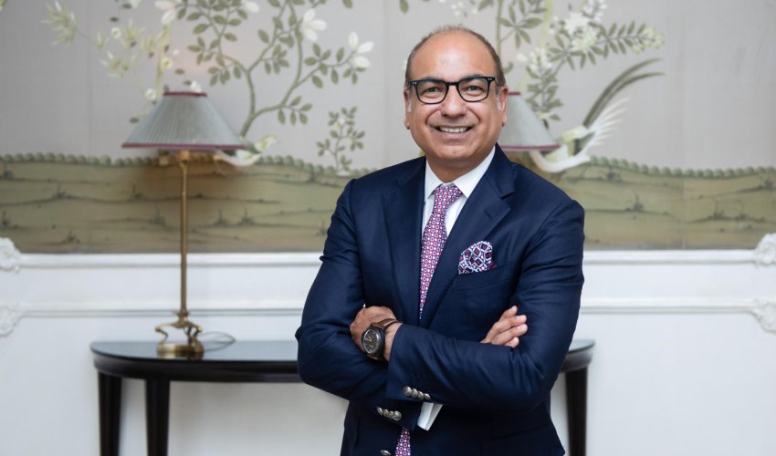 On September 5th Four Seasons Hotel Baku welcomed its new General Manager – Mr. Bob Suri (PHOTO)