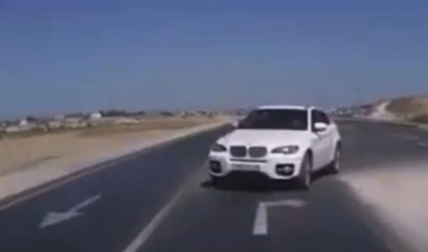 Bakıda qadın sürücü 