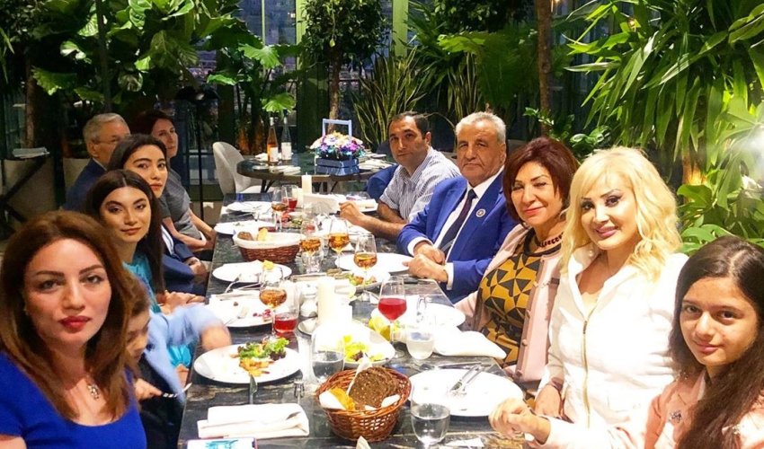 Xalq artisti Tağı Əhmədovun nəvəsinin doğum günündə- FOTOLAR Xalq artisti Tağı Əhmədovun nəvəsinin doğum günündə- FOTOLAR