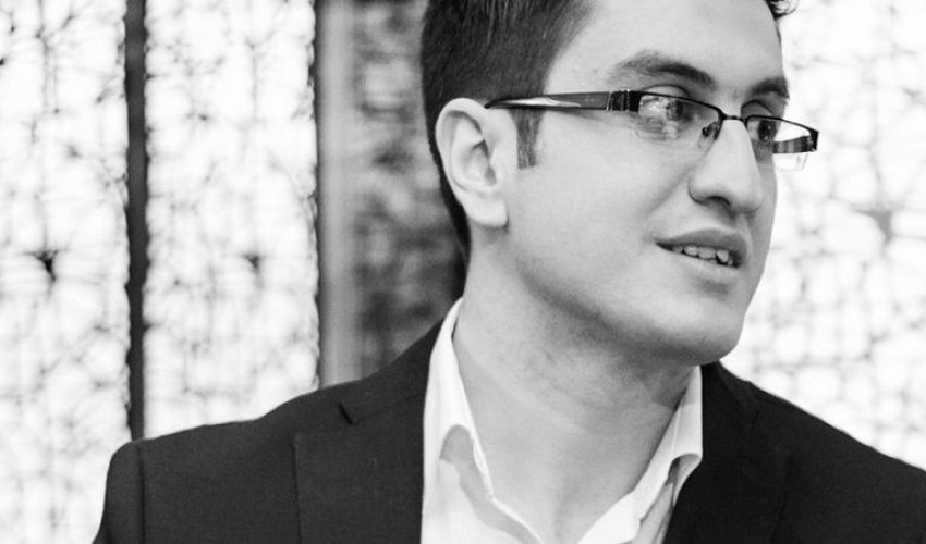 Tanınmış jurnalistin oğluna yüksək vəzifə verildi - FOTO Tanınmış jurnalistin oğluna yüksək vəzifə verildi - FOTO