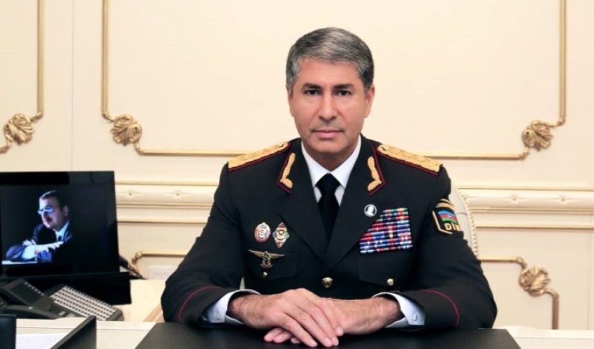 Вилаят Эйвазов отправил полковника на пенсию Вилаят Эйвазов отправил полковника на пенсию