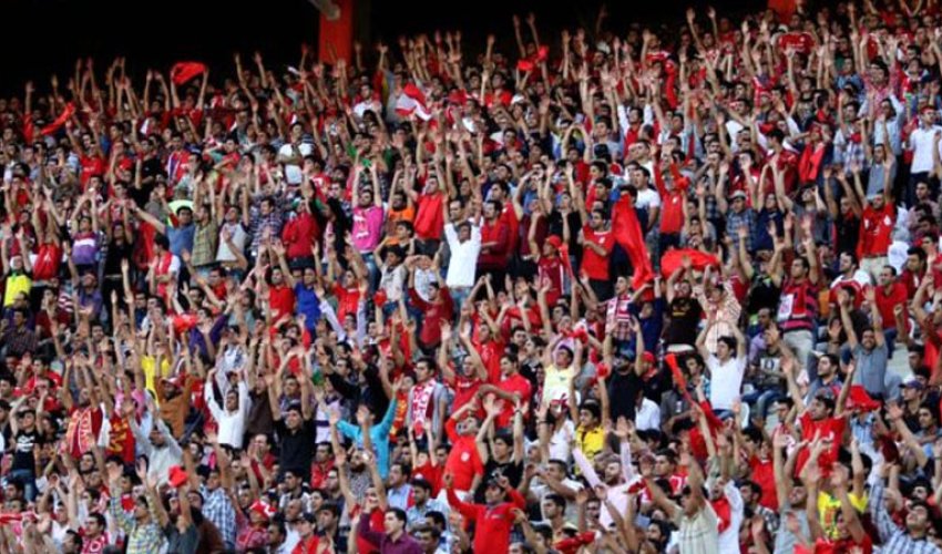 Təbrizdə 80 min adam 