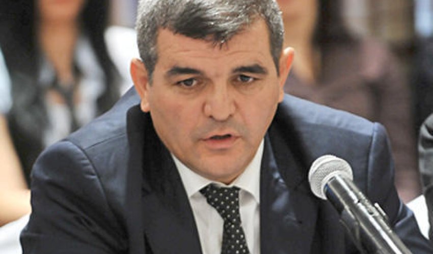 Deputat: Azərbaycanda bələdiyyələrin səlahiyyətləri ən aşağı səviyyədədir Deputat: Azərbaycanda bələdiyyələrin səlahiyyətləri ən aşağı səviyyədədir