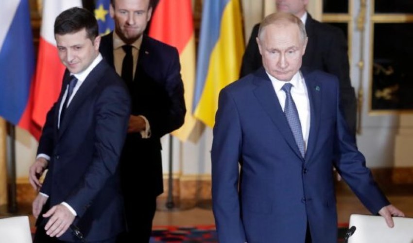 В Париже завершилась встреча Путина и Зеленского В Париже завершилась встреча Путина и Зеленского