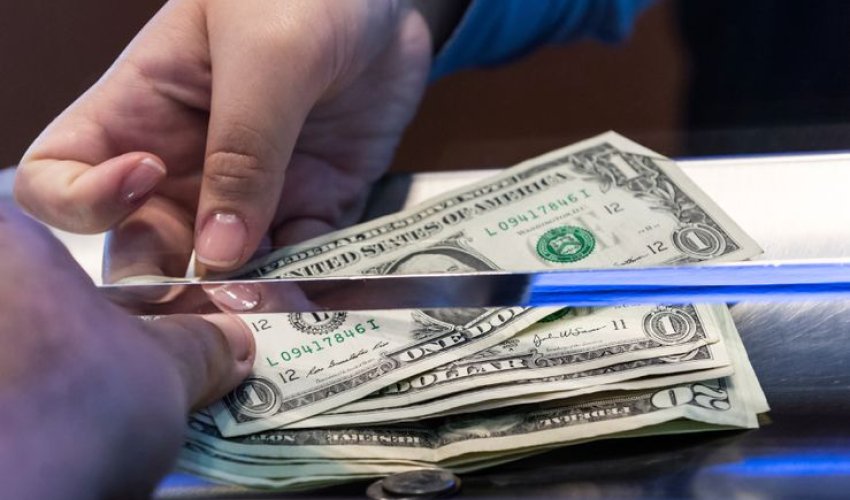 Dolların dekabrın 16-na olan məzənnəsi açıqlanıb