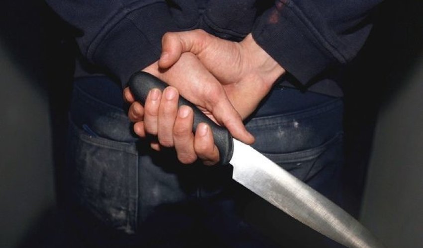 Bakıda amansız qətlin təfərrüatı: Kişi doğmalarını öldürmək üçün Bakıya gəldi