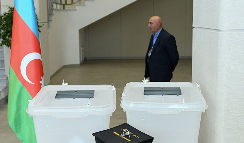 General deputatlığa namizədliyini irəli sürdü (FOTO)