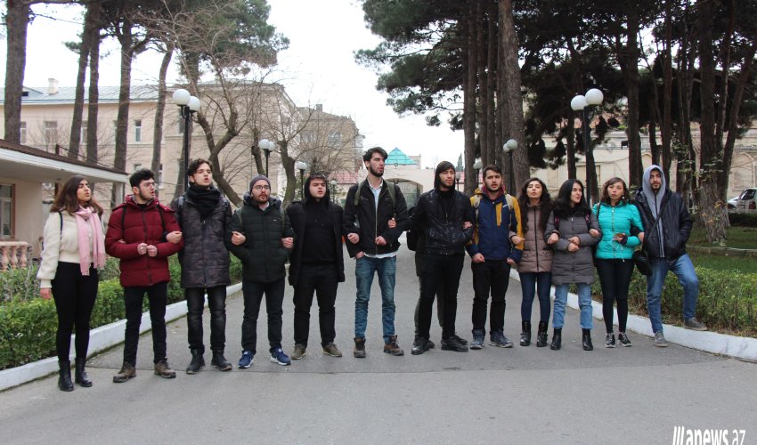 Bakı Apellyasiya məhkəməsinin qarşısında aksiya - Elina işinə görə- FOTOLAR