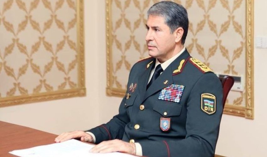 Вилаят Эйвазов уволил полицейского-взяточника - ВИДЕО Вилаят Эйвазов уволил полицейского-взяточника - ВИДЕО