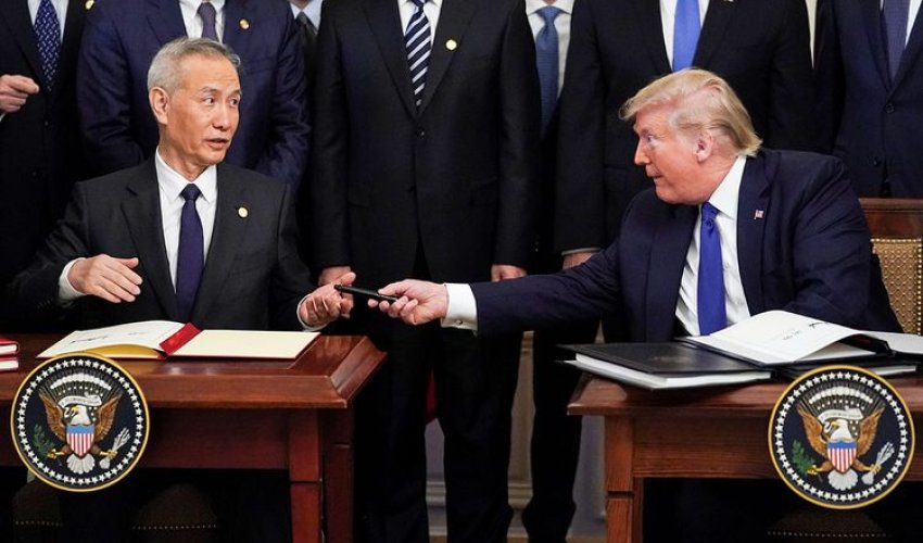 США и Китай подписали документы по торговой сделке