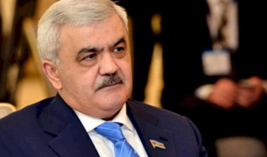 Rövnəq Abdullayev yenidən namizəd oldu Rövnəq Abdullayev yenidən namizəd oldu