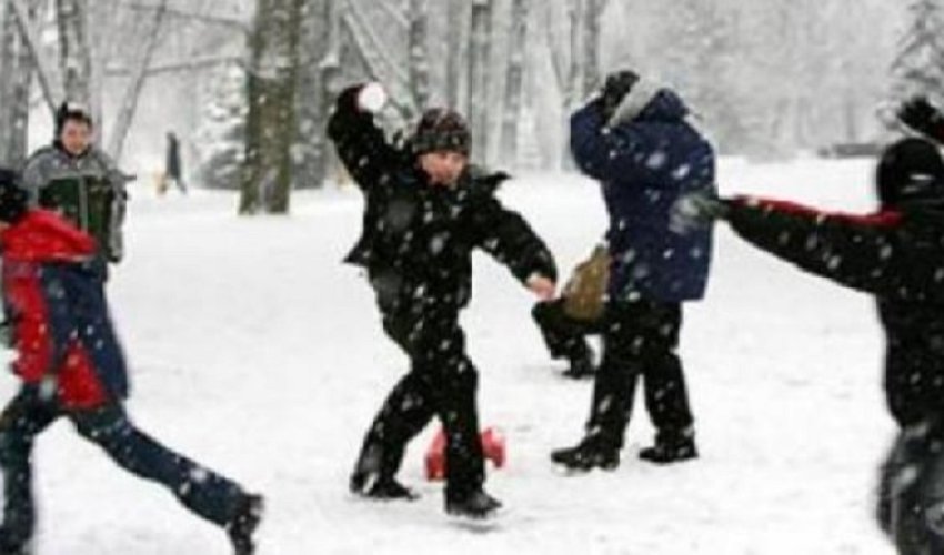 Tətil başladı: 9 gün dərs olmayacaq Tətil başladı: 9 gün dərs olmayacaq