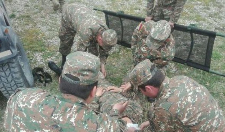 В Карабахе армянский солдат выстрелил в себя В Карабахе армянский солдат выстрелил в себя