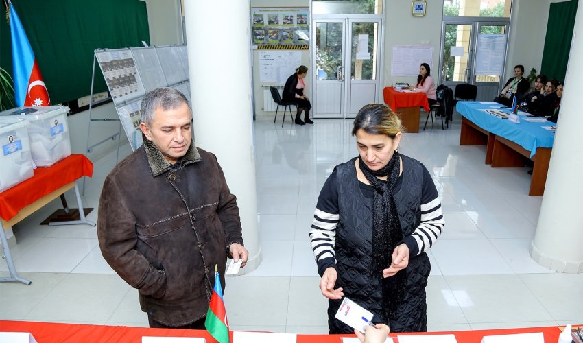 Voting at parliamentary elections in Azerbaijan starts Voting at parliamentary elections in Azerbaijan starts