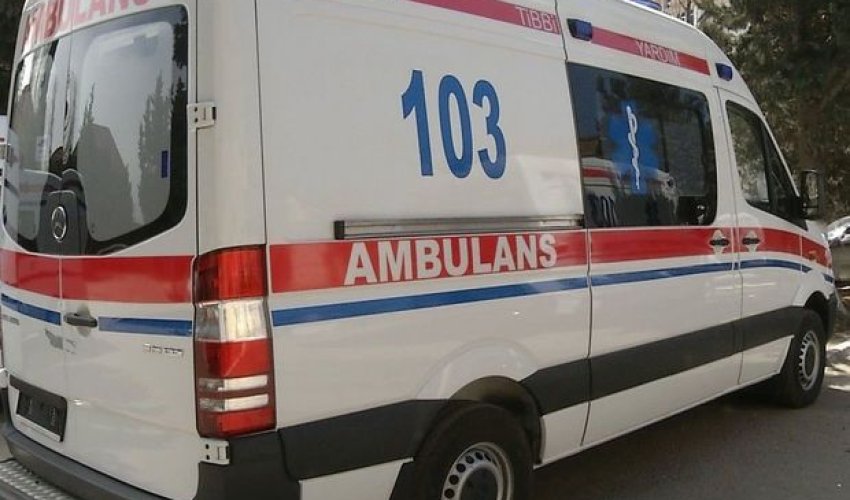 Bir ailə turşudan zəhərləndi - Ana öldü, ikisinin vəziyyəti ağırdır