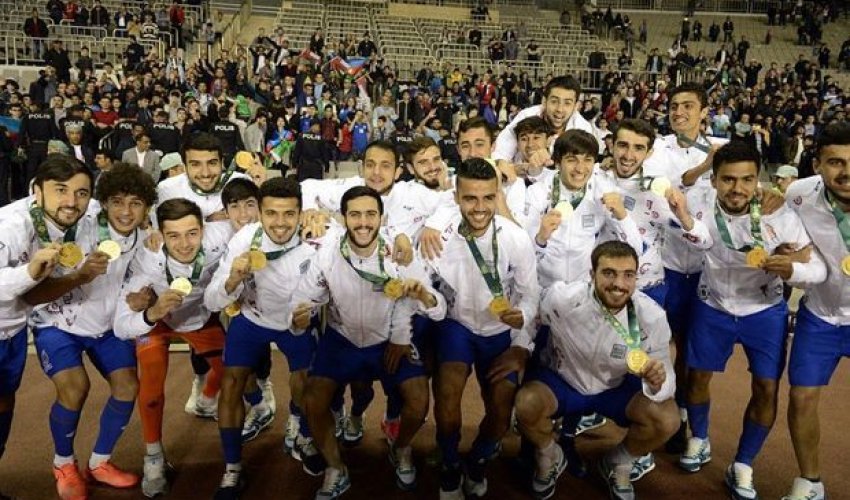 Эльхан Мамедов: В Азербайджане нет необходимости в формировании новой сборной по футболу